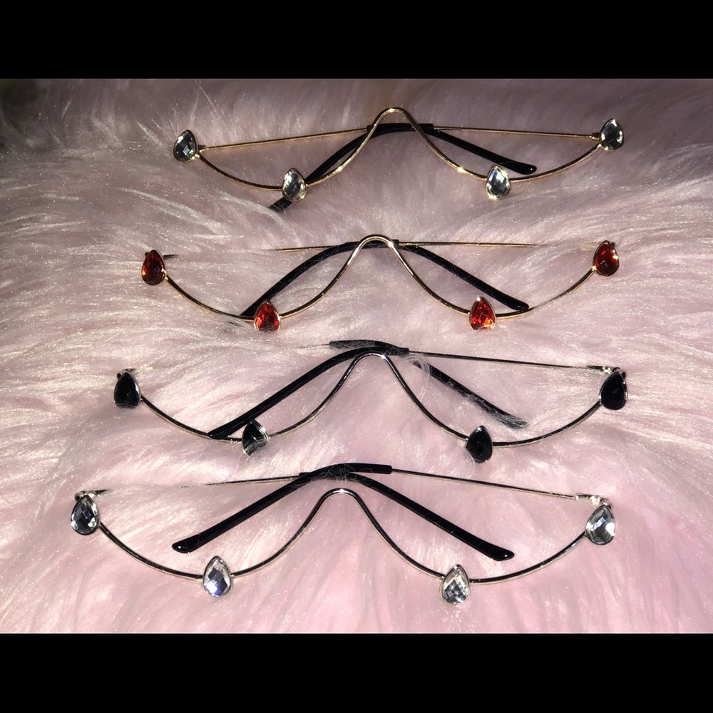 Lensless half-rim crystal glasses